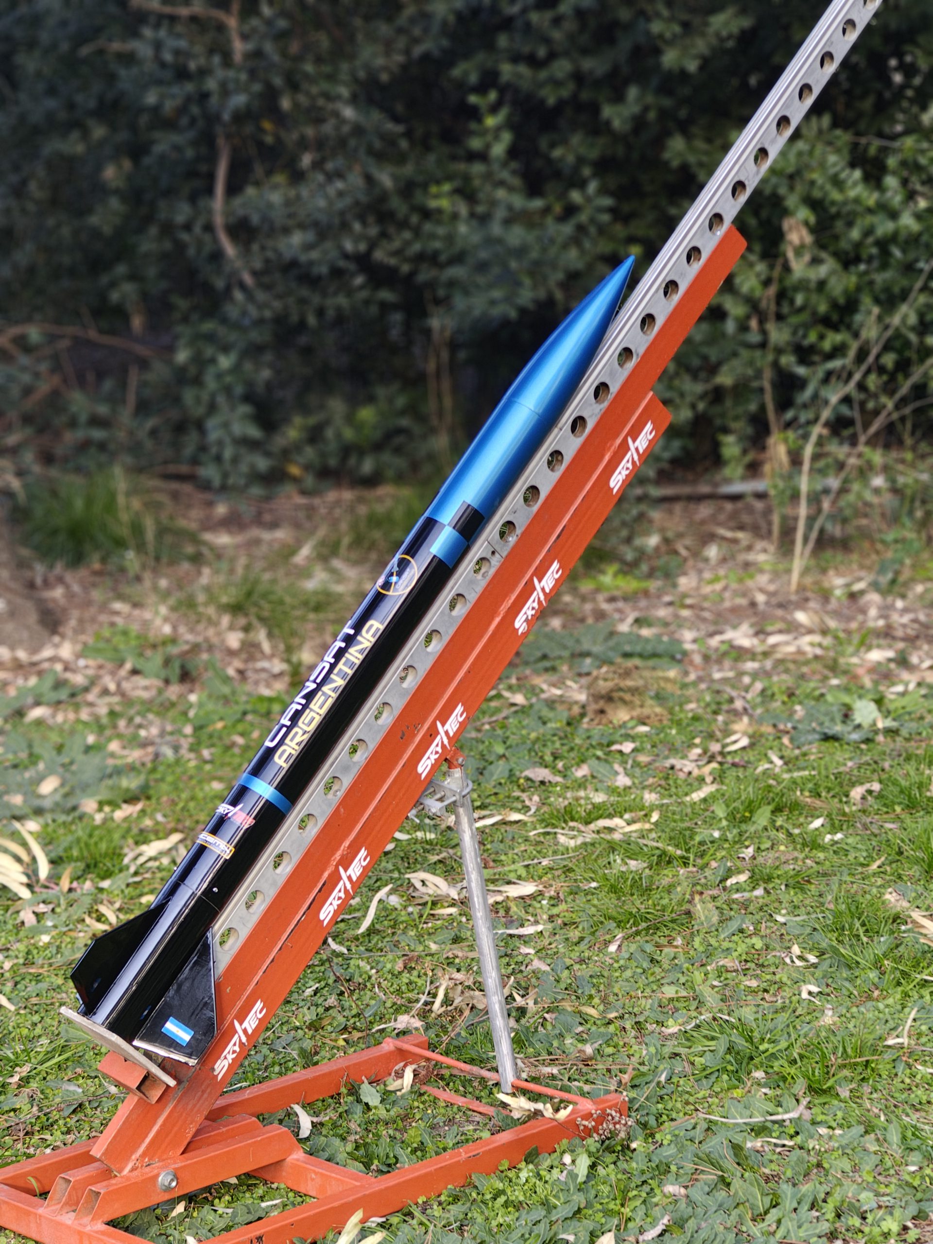 Vector CanSat Argentina de la firma SkyTec